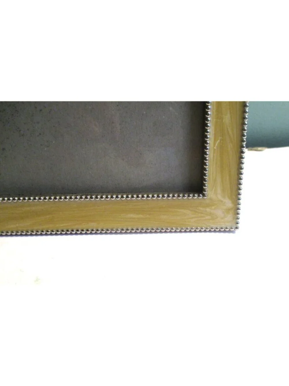 Unbranded golden marbelized